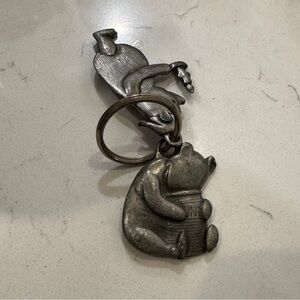 NEW CLASSIC WINNIE THE POOH PEWTER ORNAMENT KEYCHAIN SET DANFORTH PEWTERERS